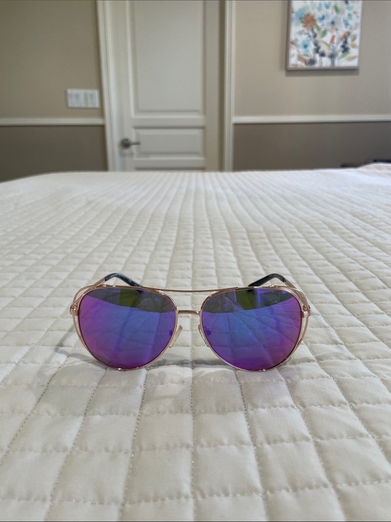 Michael Kors sunglasses. Like new. Only worn a few times.